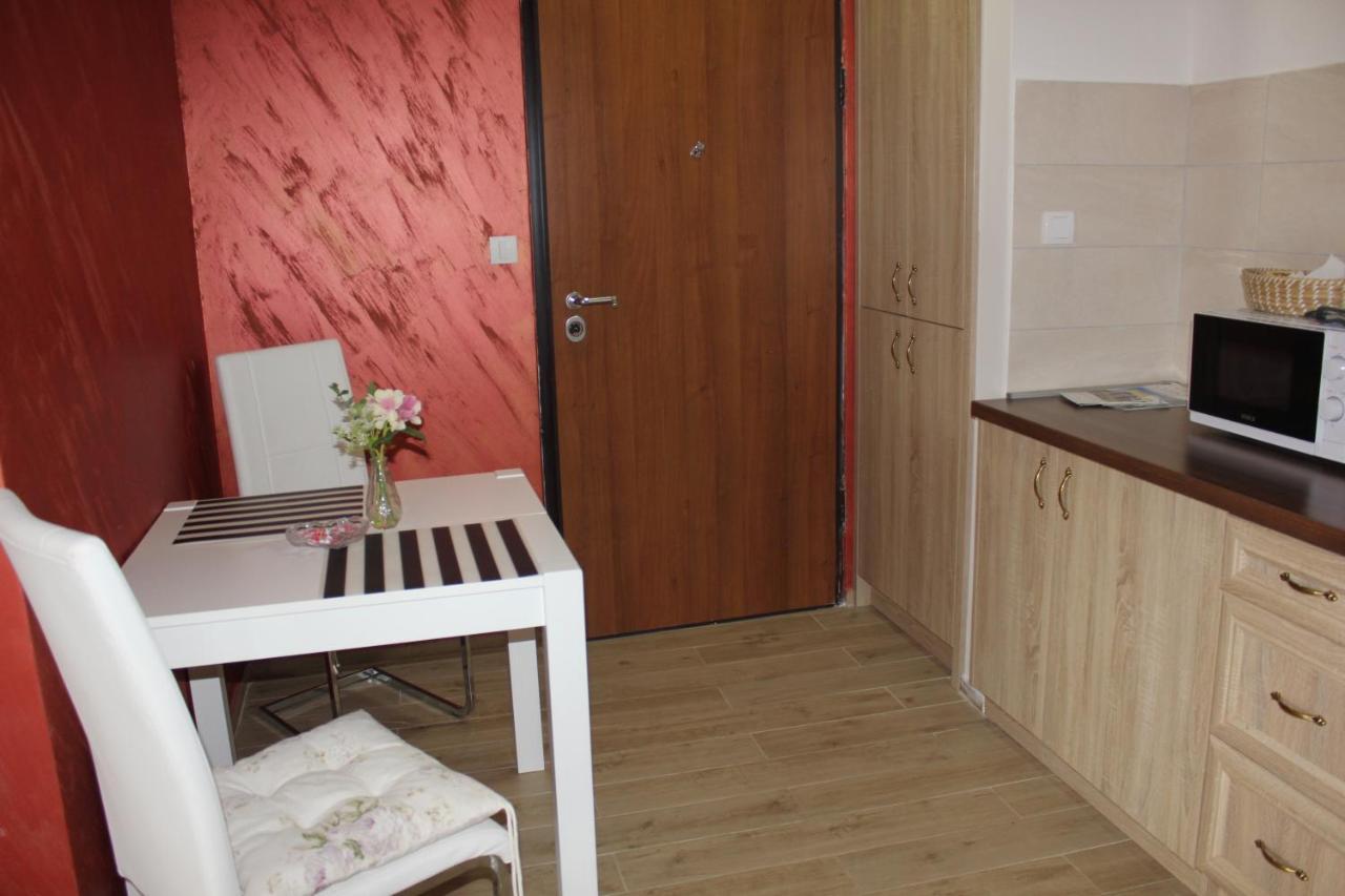 Apartments Kapisoda เซทินเจ ภายนอก รูปภาพ