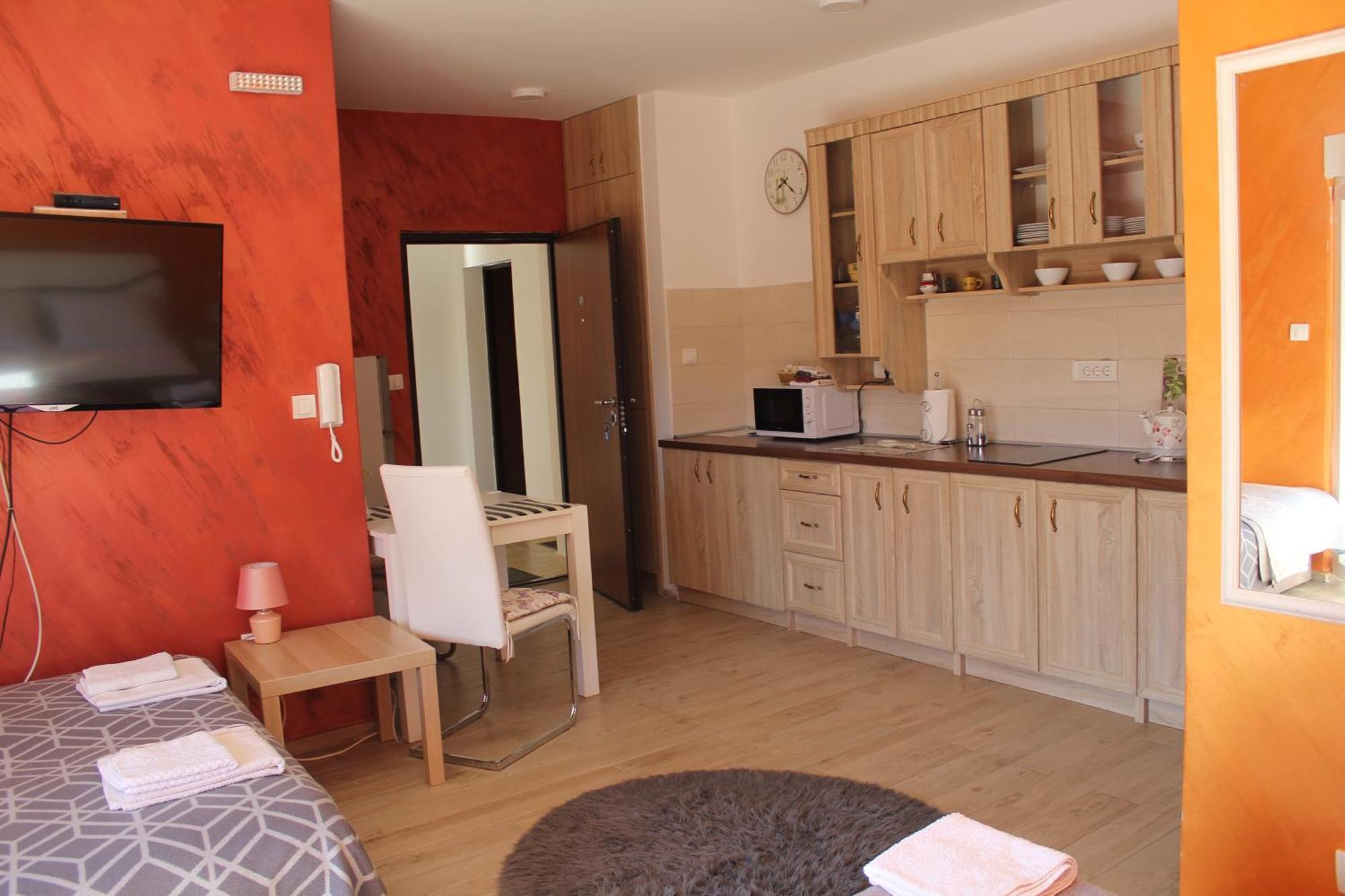 Apartments Kapisoda เซทินเจ ภายนอก รูปภาพ